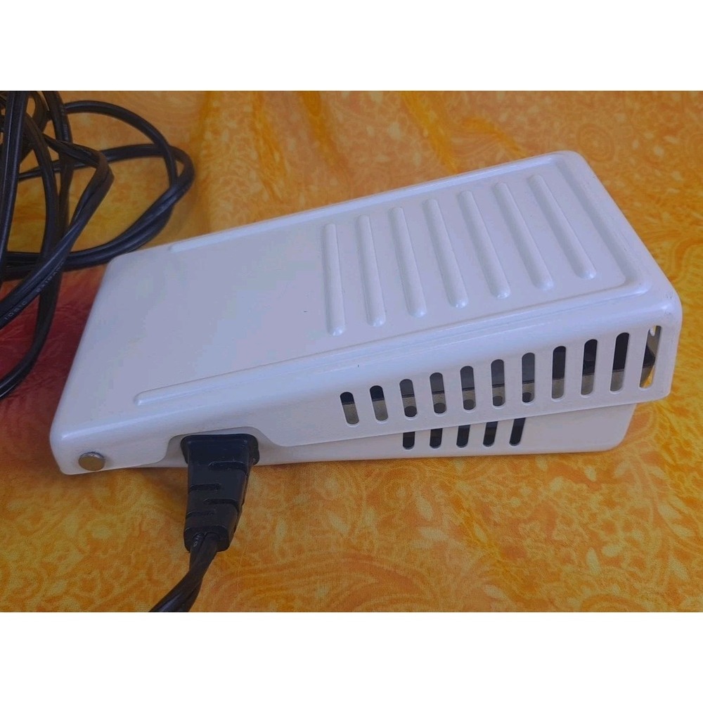 Brother Sewing Machine Controller Foot Pedal 1.0A Model M 3-Prong 331-21 #157463 - Picture 3 of 9